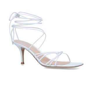 Gianvito Rossi Sylvie 70 White New with Box